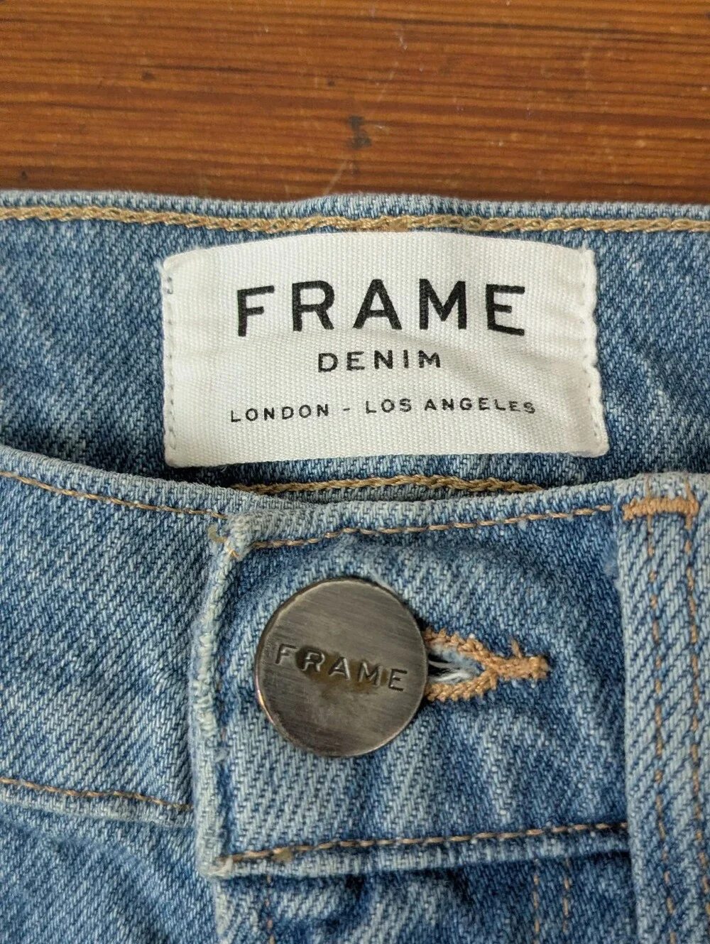 FRAME Le Vintage Bermuda Denim Shorts Medina Light Wash 23